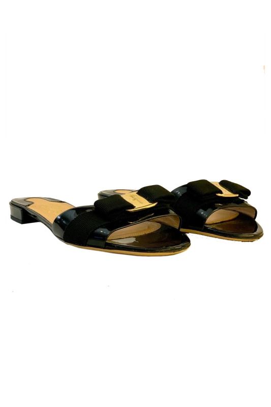 SALVATORE FERRAGAMO EMILE SLIPPERS