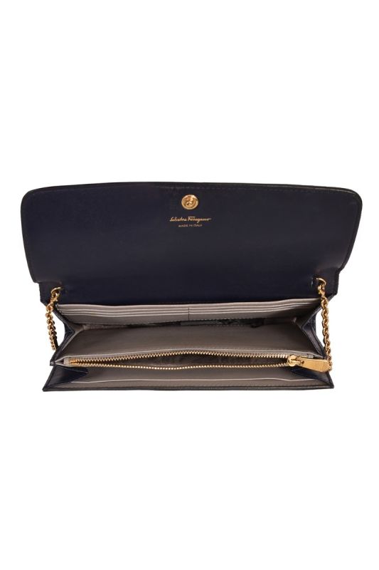 Salvatore Ferragamo Gancio City Wallet on Chain