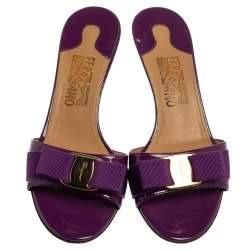 SALVATORE FERRAGAMO GLORY VARA BOW SANDALS
