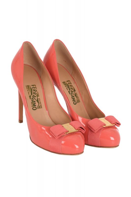 SALVATORE FERRAGAMO VARA BOW PLATFORM PUMPS