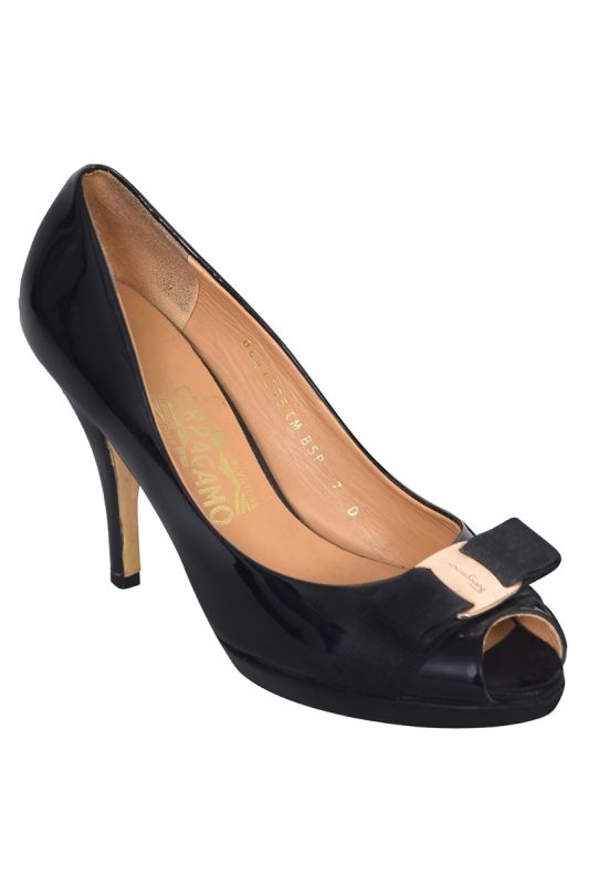 Salvatore Ferragamo Vara Bow Pumps