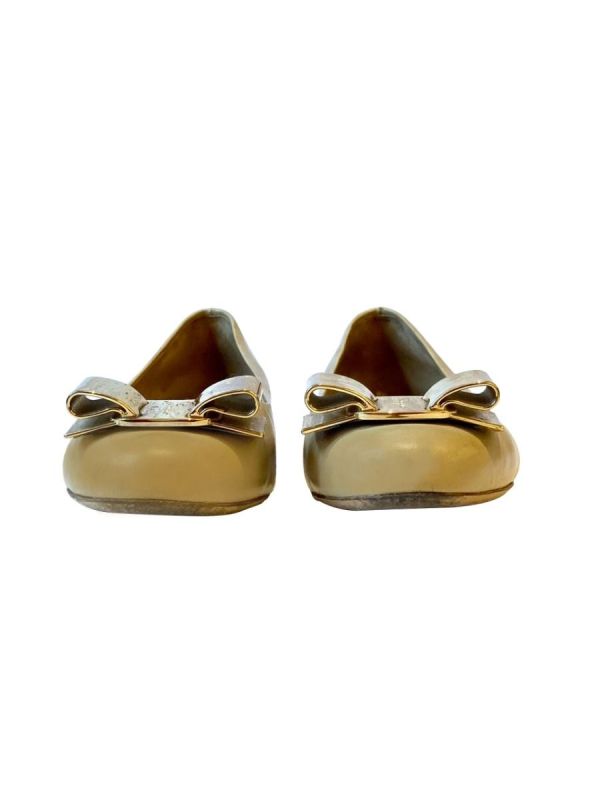 SALVATORE FERRAGAMO VARINA FLATS