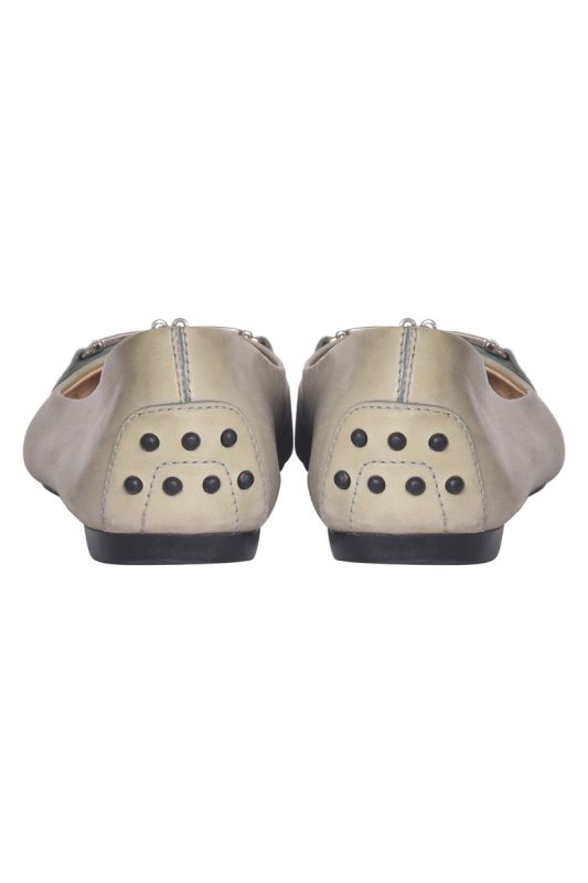 Tod’s Beige Ballet Flats