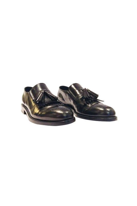 TOD’S BLACK FRINGE DETAIL LOAFERS