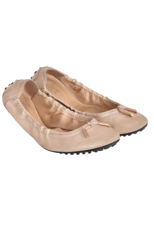 Tod’s Leather Ballet Flats
