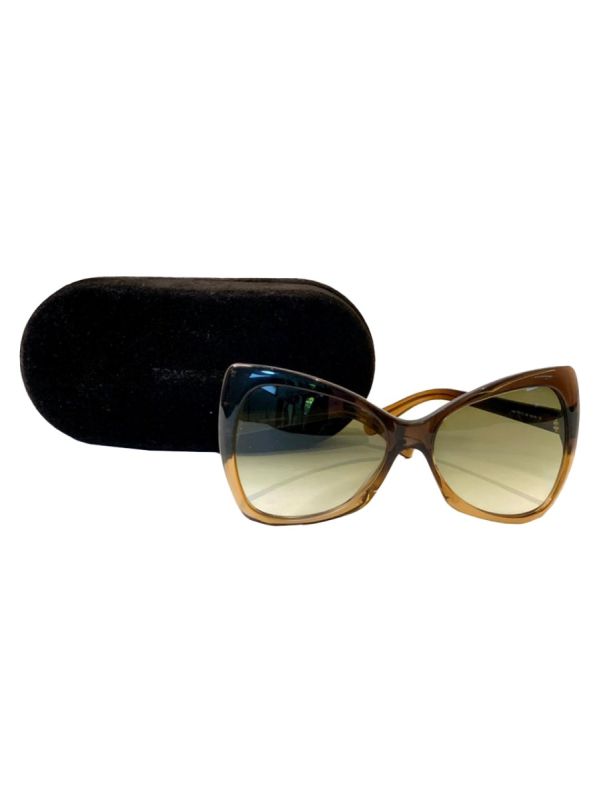 TOM FORD OVERSIZED BUTTERFLY CAT EYE SUNGLASSES