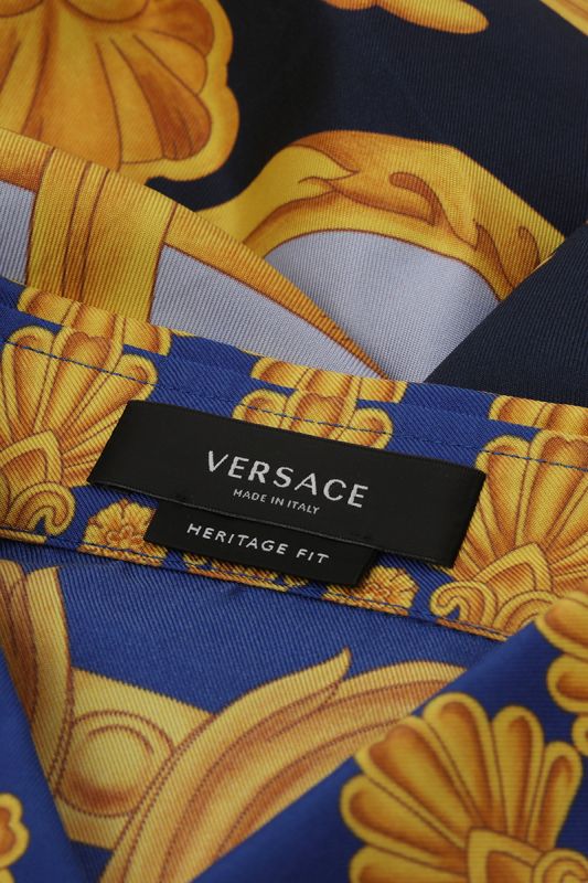 Versace Oversized Size L Baroque Pattern Shirt