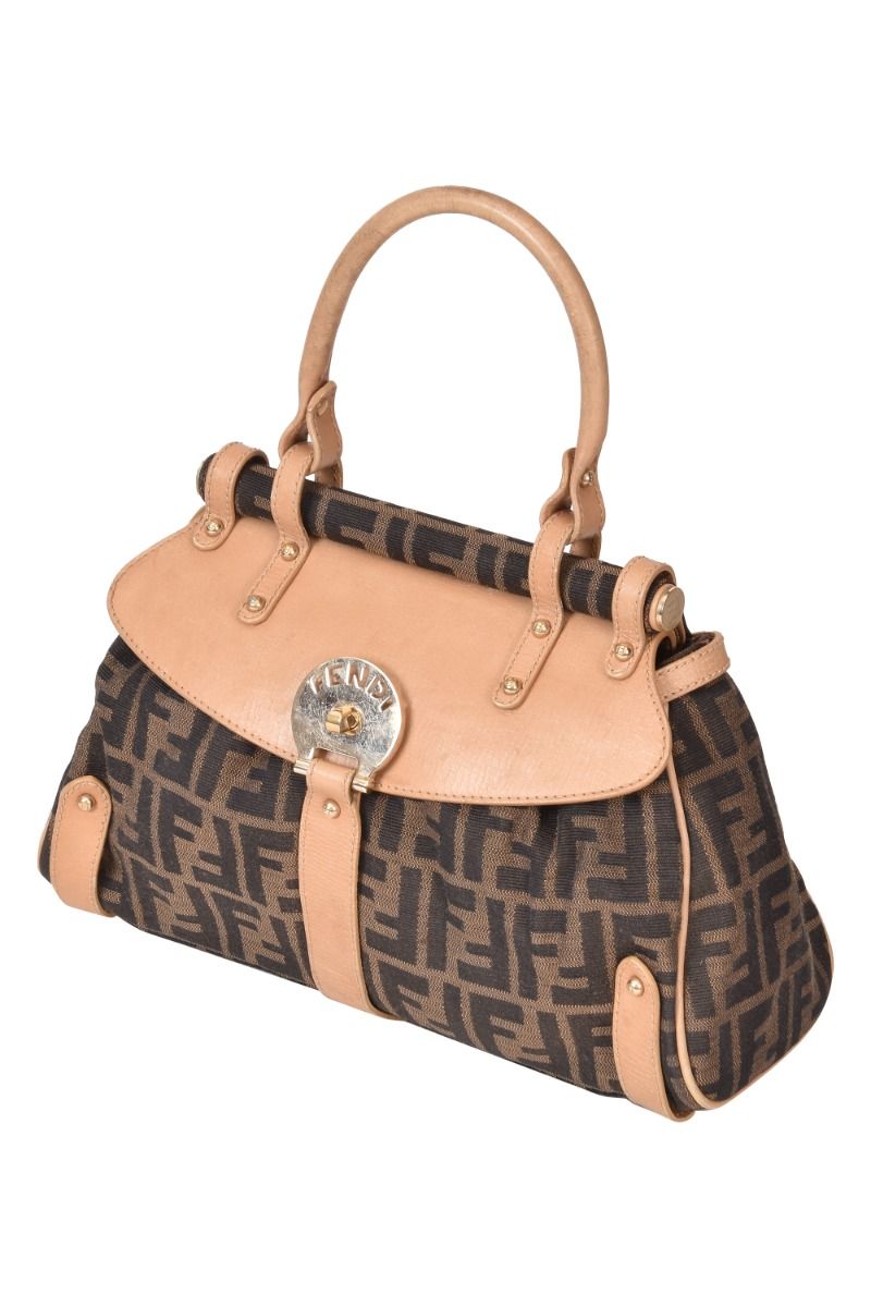Fendi shoulder bag discount
