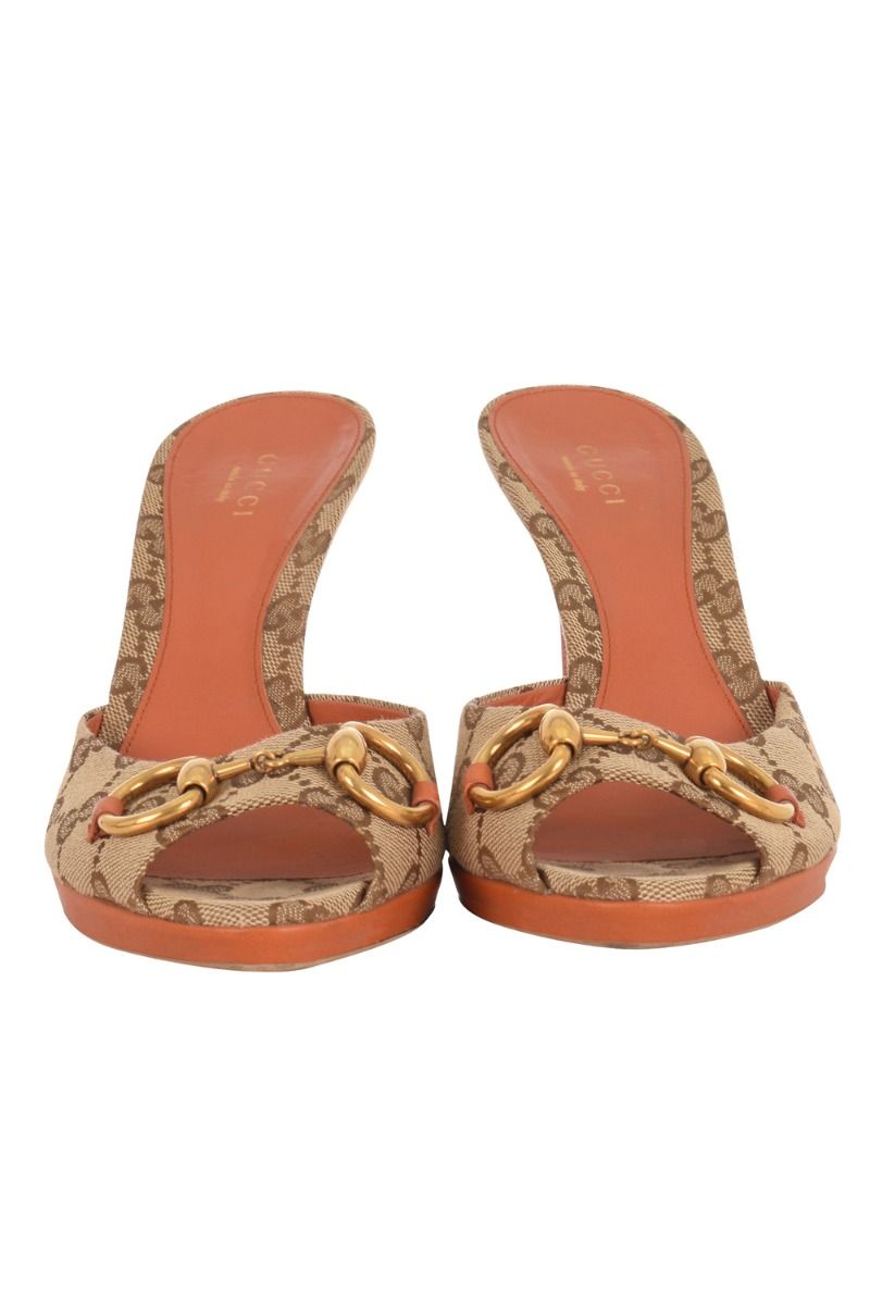 Gucci closed hot sale toe sandals