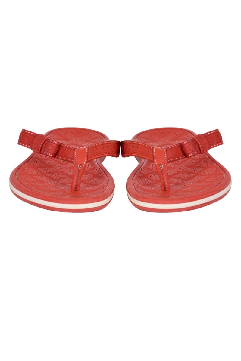 Louis vuitton women's deals flip flops