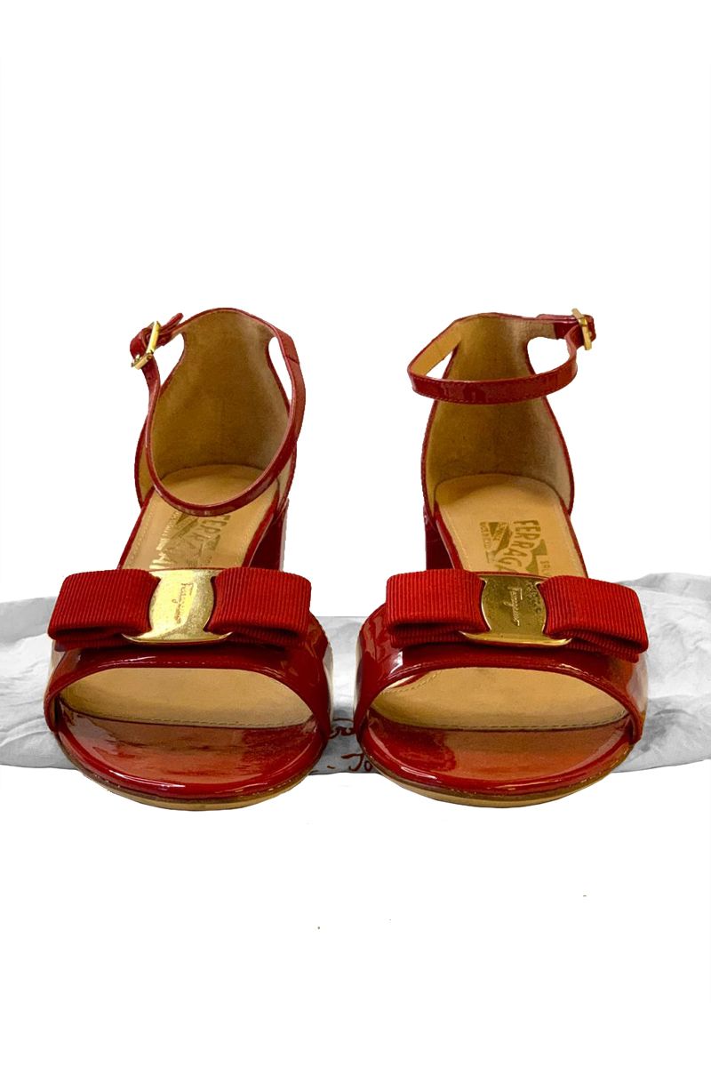 Salvatore Ferragamo Vara Bow Sandals